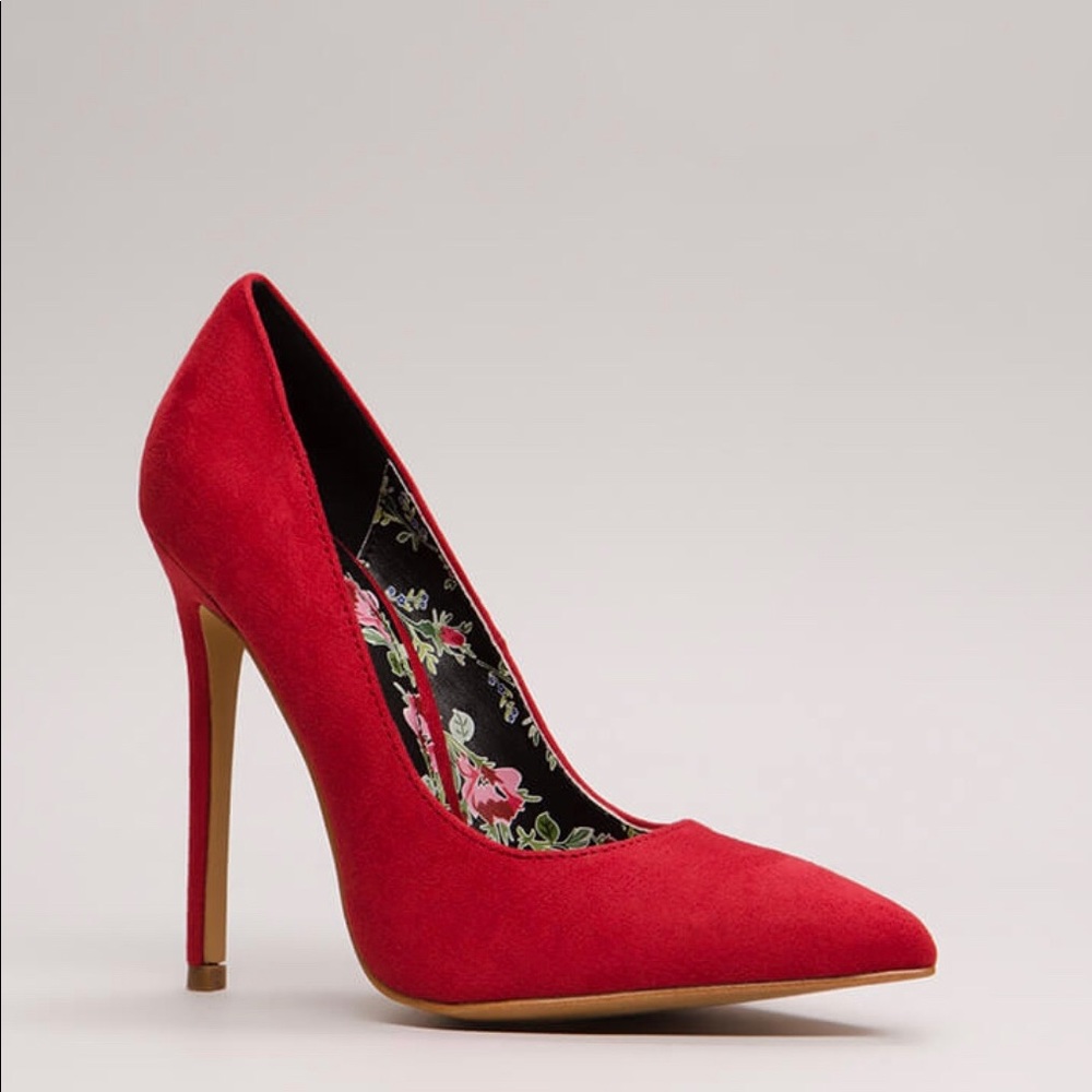 Classic Red Pumps